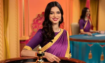 Gà Meron đang chiến đấu trên sàn đấu